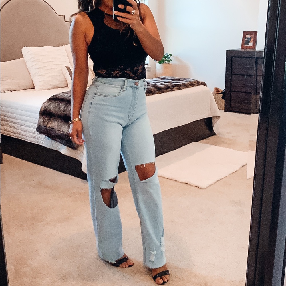 90’s High Rise Jeans - Picture 2 of 2